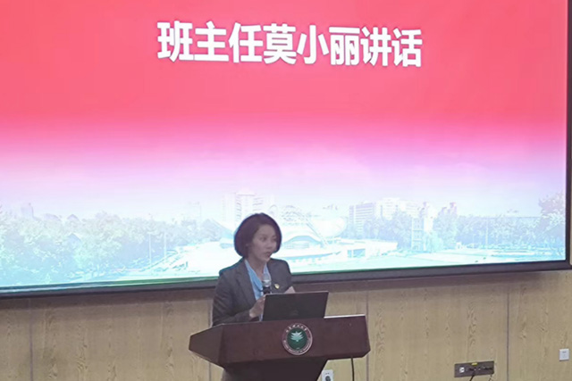9499www威尼斯召开全体学生大会5.jpg